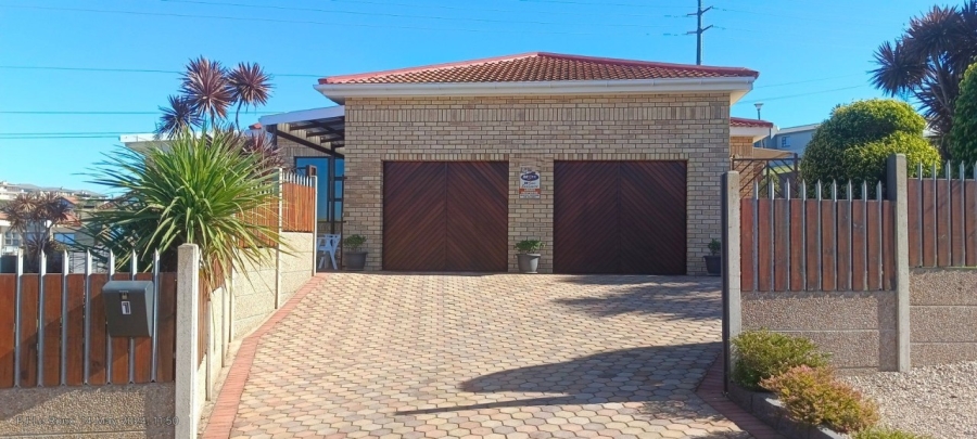 3 Bedroom Property for Sale in Seemeeu Park Western Cape